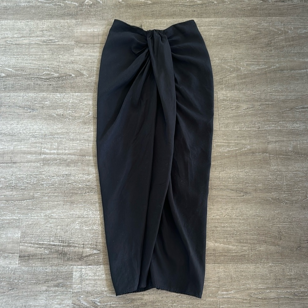 Dissh Skirt